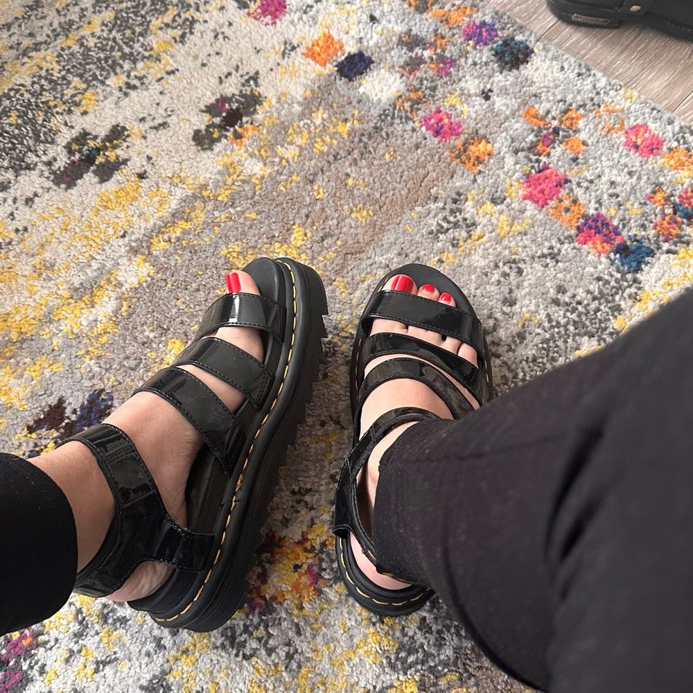 Dr marten sandals